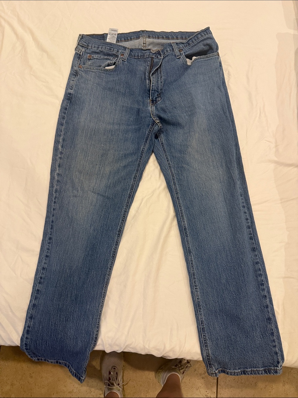 Levi's Men's Medium Blue Straight Jeans